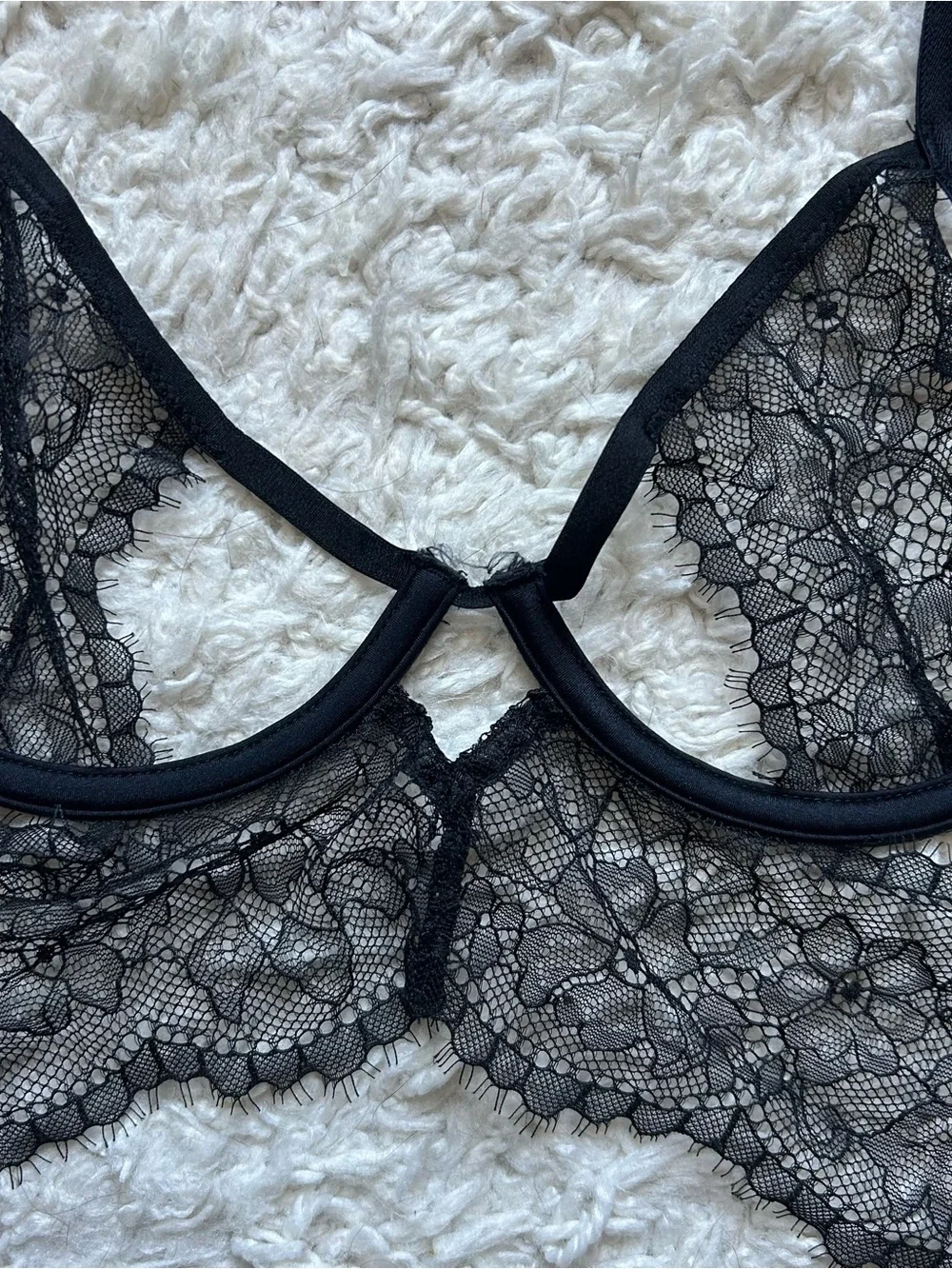 NWOT Bare Necessities black strappy lace longline cutout bralette bra lingerie
